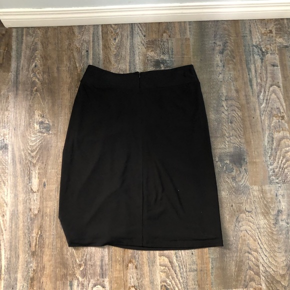 Calvin Klein medium wrap skirt - Picture 4 of 6